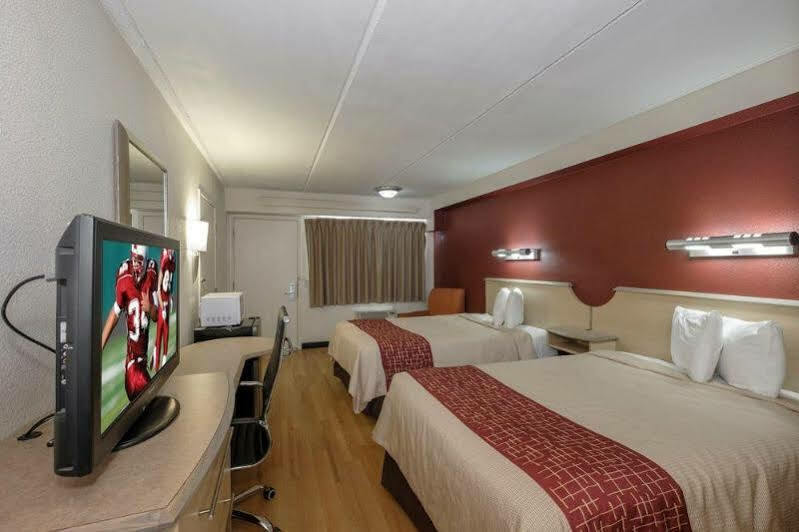 Red Roof Inn Tallahassee - University Eksteriør bilde